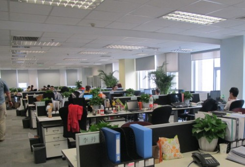 特朗普拉著梅西聊足球，突然點名要“解決”古巴，梅西表情亮了……:重慶勝帥實業(yè)有限公司收費