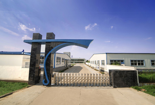 高鐵上有人用排插充電:重慶勝帥實(shí)業(yè)有限公司報(bào)價